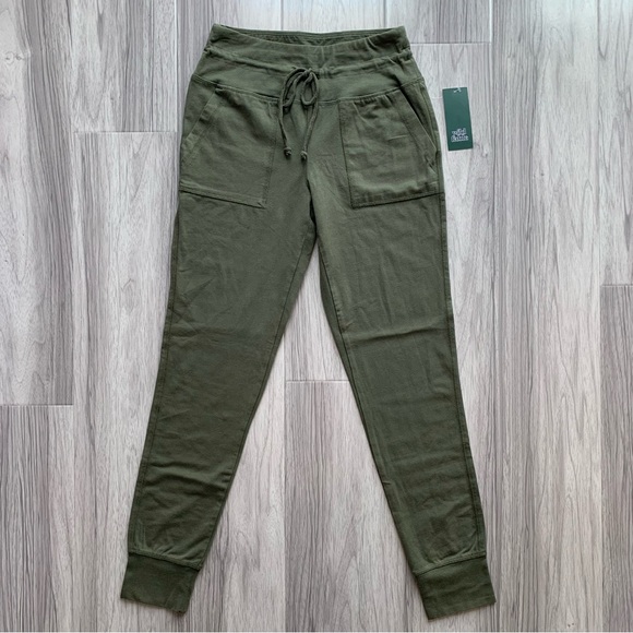 NWT Wild Fable High-Rise Olive Green Jogger - Picture 2 of 9